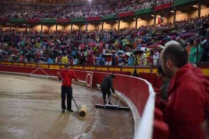 Pamplona-pluie-Cebada