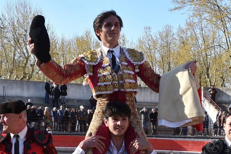 Bellegarde-estevan navarro